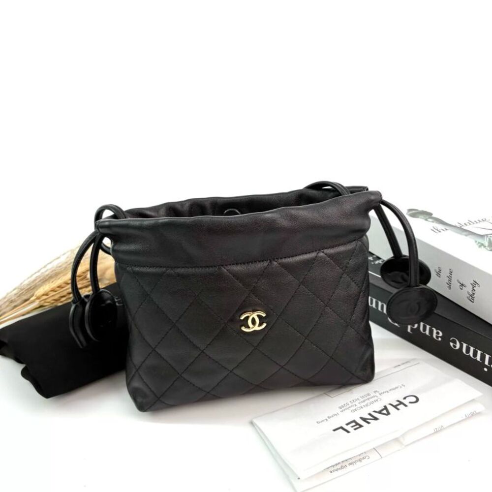 Chanel Women Pre-Loved Bag Very Good Condition